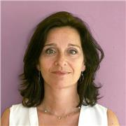 Bonjour ! Je m’appelle Céline, j’habite à Saint-Maur-des-Fossés et je suis professeure des écoles depuis plus de 20 ans. 
Je propose des cours particuliers à domicile ou en visioconférences : soutien scolaire, renforcement, remise à niveau... du CP au CM2